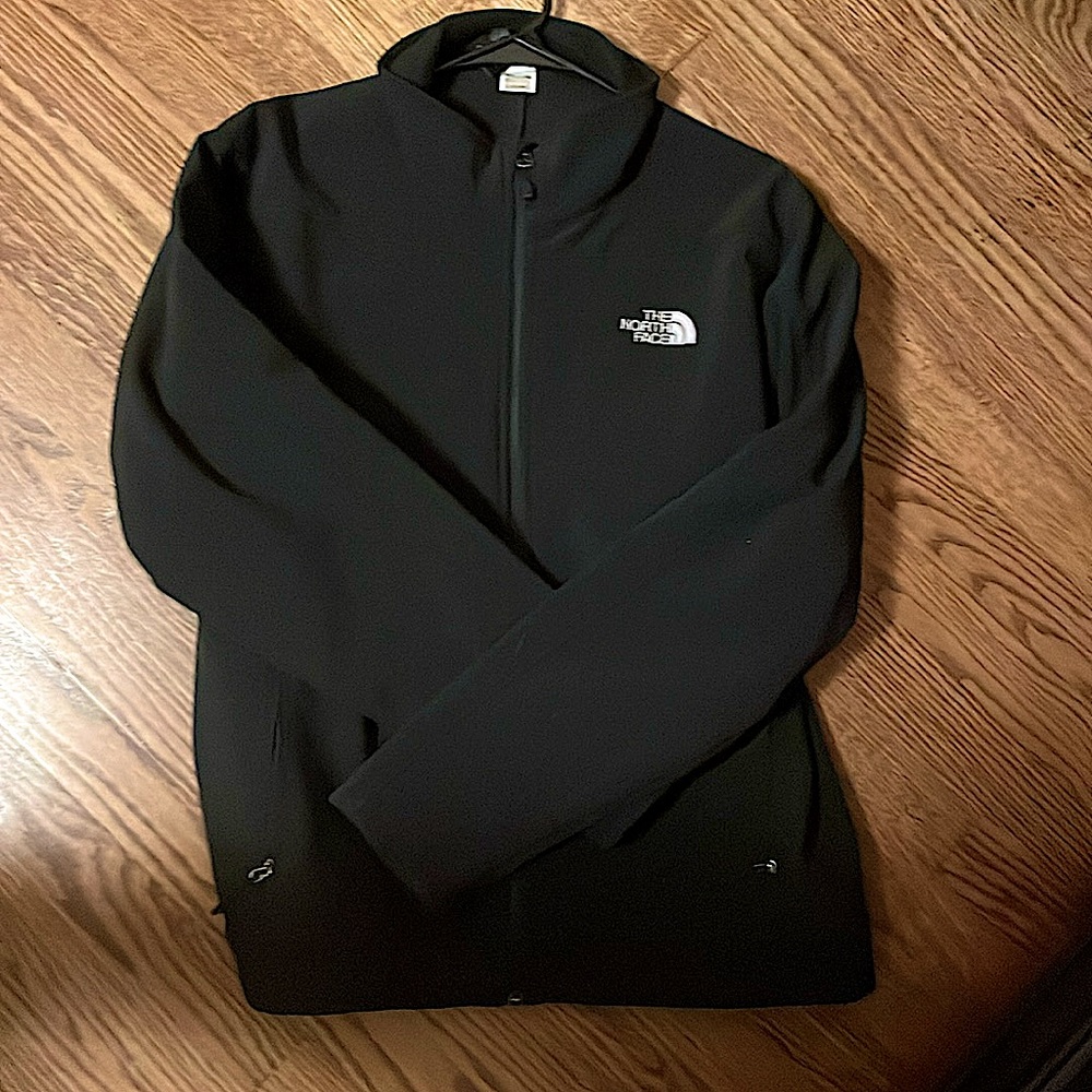 Men’s the north face winter jacket men’s size medium
